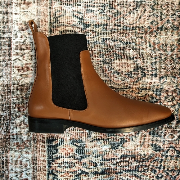 Everlane Square Toe Chelsea Boot - Picture 4 of 8